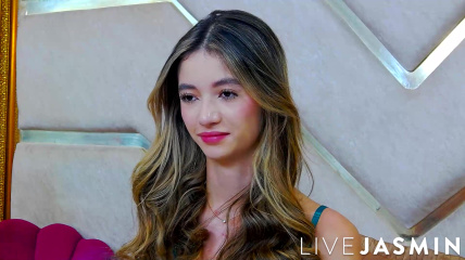 AnnieArias AnnieArias